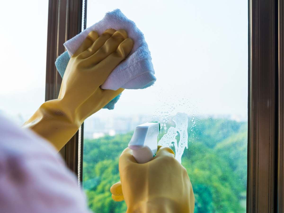 skuteczne mycie okien